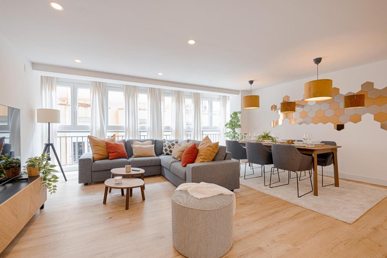 C26 Gorgeous 4 Bdrm In Plaza Uncibay Lejlighed